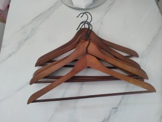 18 Perchas Madera 45cm