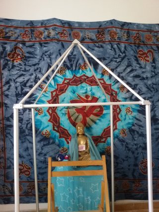 Pirámide Aluminio para Meditar en silla