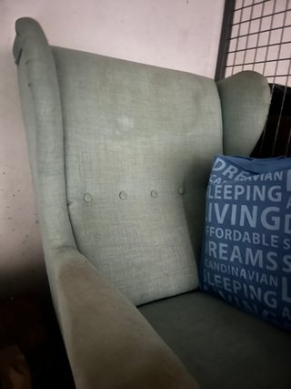 Sillón orejero STRANDMON azul turquesa