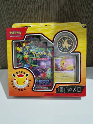 Pokémon 2025 Day Box - Carte, Moneta, Bustine