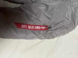 Chaqueta Alpha Industries Gris