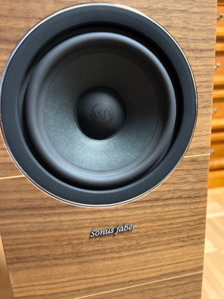Sonus Faber Lumina III Walnut con Gaiia III