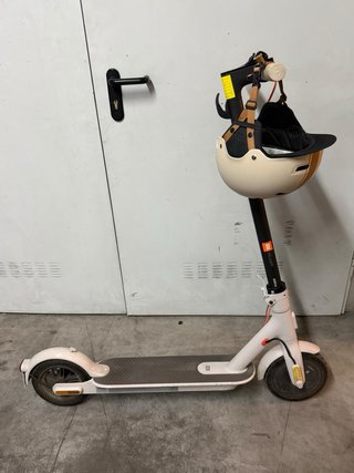 Xiaomi Mi Electric Scooter 3