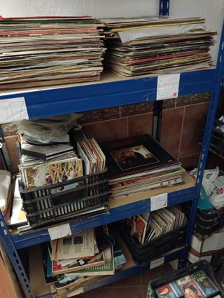 Lote Vinilos CDs VHS Flamenco y casettes