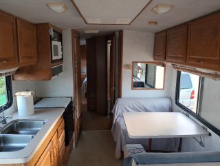 Chevrolet fleetwood bounder 1996