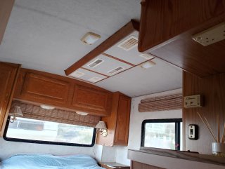 Chevrolet fleetwood bounder 1996