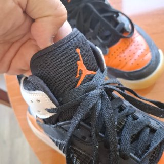 Jordan Mars 270 GS Negro Naranja
