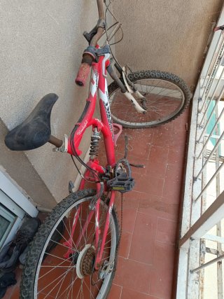 Bicicleta Montaña Roja