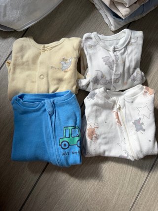 Lotto abbigliamento neonato 0-1 mese