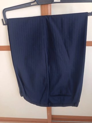 Traje de caballero azul