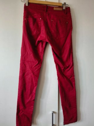 Pantalón Stradivarius Rojo Talla 36