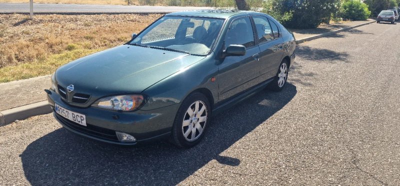 Nissan Primera 2001 - foto 1