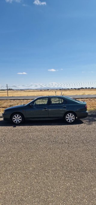 Nissan Primera 2001