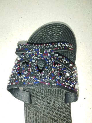 Sandalias de playa adornadas