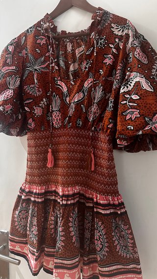 Vestido estampado marrón y rosa