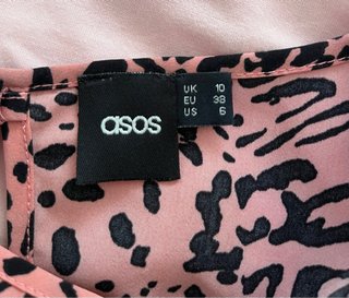 Vestido corto estampado Asos Talla 38, S ESPAÑOLA