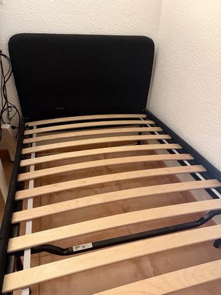 Cama tapizada SLATTUM Ikea gris