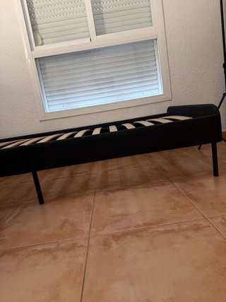 Cama tapizada SLATTUM Ikea gris