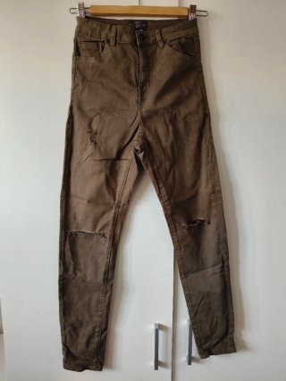 Pantalones Bershka caqui talla 36