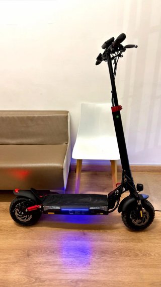 Patinete Eléctrico Negro