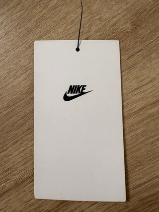 Camiseta Nike The Nike Tee Marrón