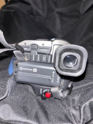 Sony Handycam Vision CCD-TRV57E Videocámara