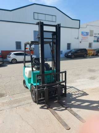 Carretilla elevadora Mitsubishi M10 Gasolina 1000k