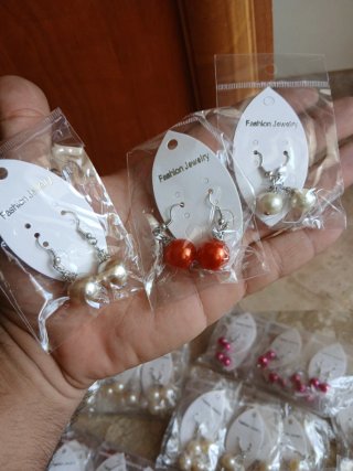 120 Pendientes de Perlas