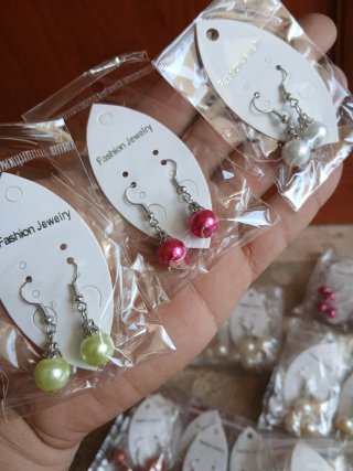 120 Pendientes de Perlas