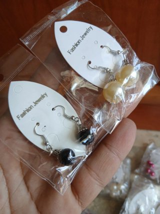 120 Pendientes de Perlas