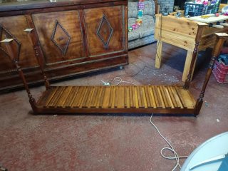 Barra de bar de madera rústica