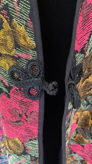 Chaquetón Zara TRF Estampado Flores Talla XL