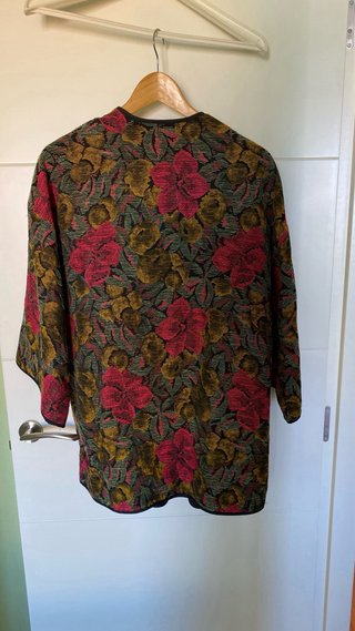Chaquetón Zara TRF Estampado Flores Talla XL