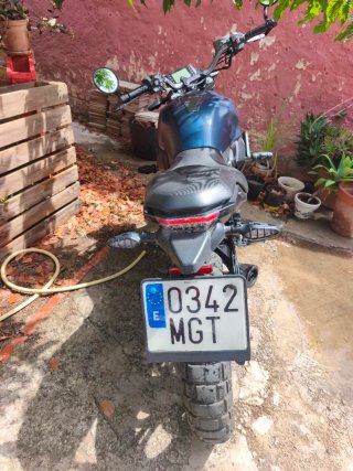Moto Zontes 125 G1 Naked Azul/Negra