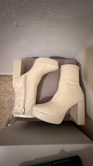 Botines Stradivarius Beige Talla 39