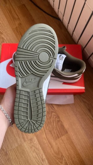 Nike Dunk Low Medium Olive 36.5