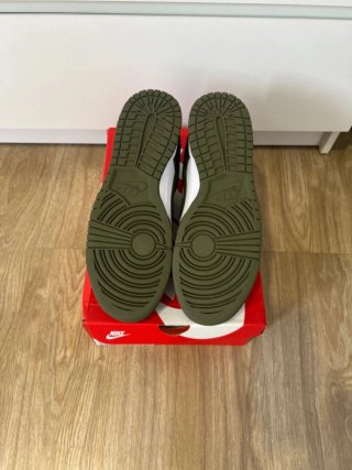 Nike Dunk Low Verde Oliva Talla 37.5