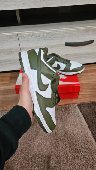 Nike Dunk Low Verde Oliva Talla 36.5