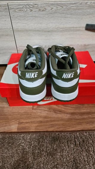Nike Dunk Low Verde Oliva Talla 36.5