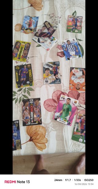 Cartas de fútbol 2€ x carta. Messi a negociar.