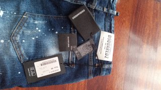 Bermudas Dsquared2 azules con salpicaduras