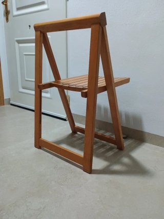 Silla plegable de madera para escritorio
