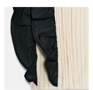 Camisa Zara rayas y volantes negros