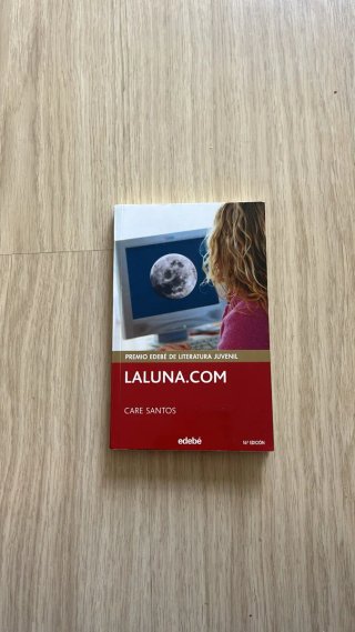 Libro de lectura "La luna.com"