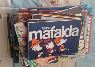 Lote variado de 60 comics.