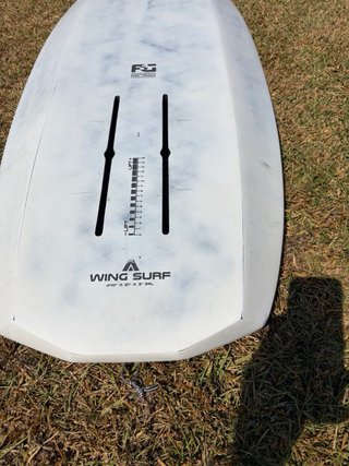 Prancha Armstrong Prone e Wing Foil 39L 4’10”