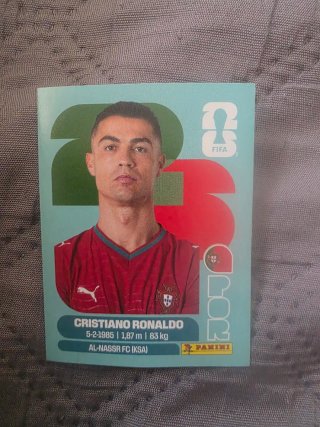 Cambio cromo de cristiano por messi
