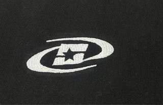 Camiseta Negra SynthStudios