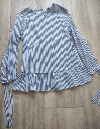 Blusa rayas manga larga con volantes