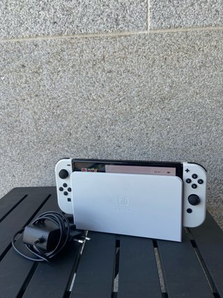 Nintendo Switch OLED Blanca + Dock TV